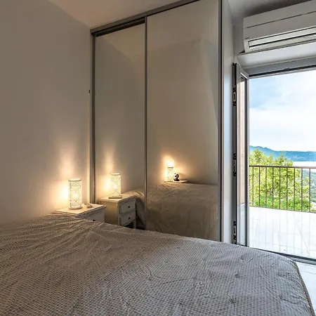 Ferienhaus Santa Maria Lumio (Corsica)